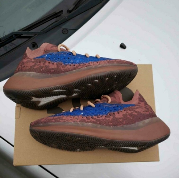 Adidas Yeezy Boost 380 Azure Non Reflective - Picture 2 of 8